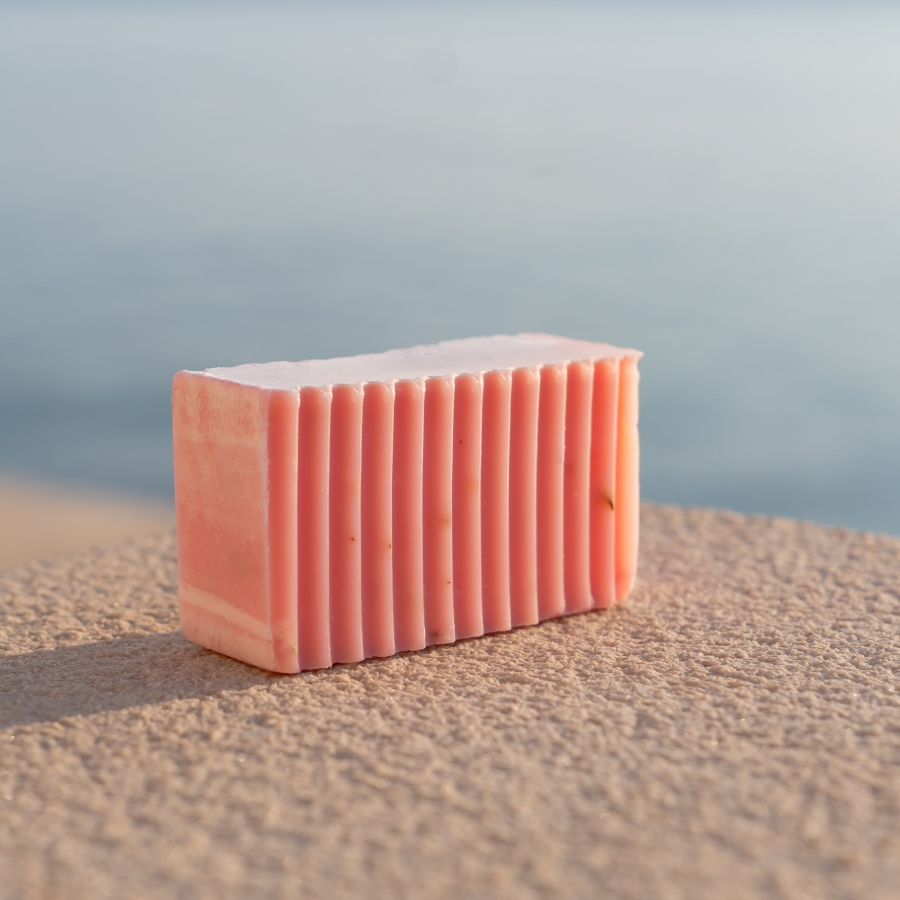Duschseife RosenPracht – handgemachte Naturseife mit Rosenduft