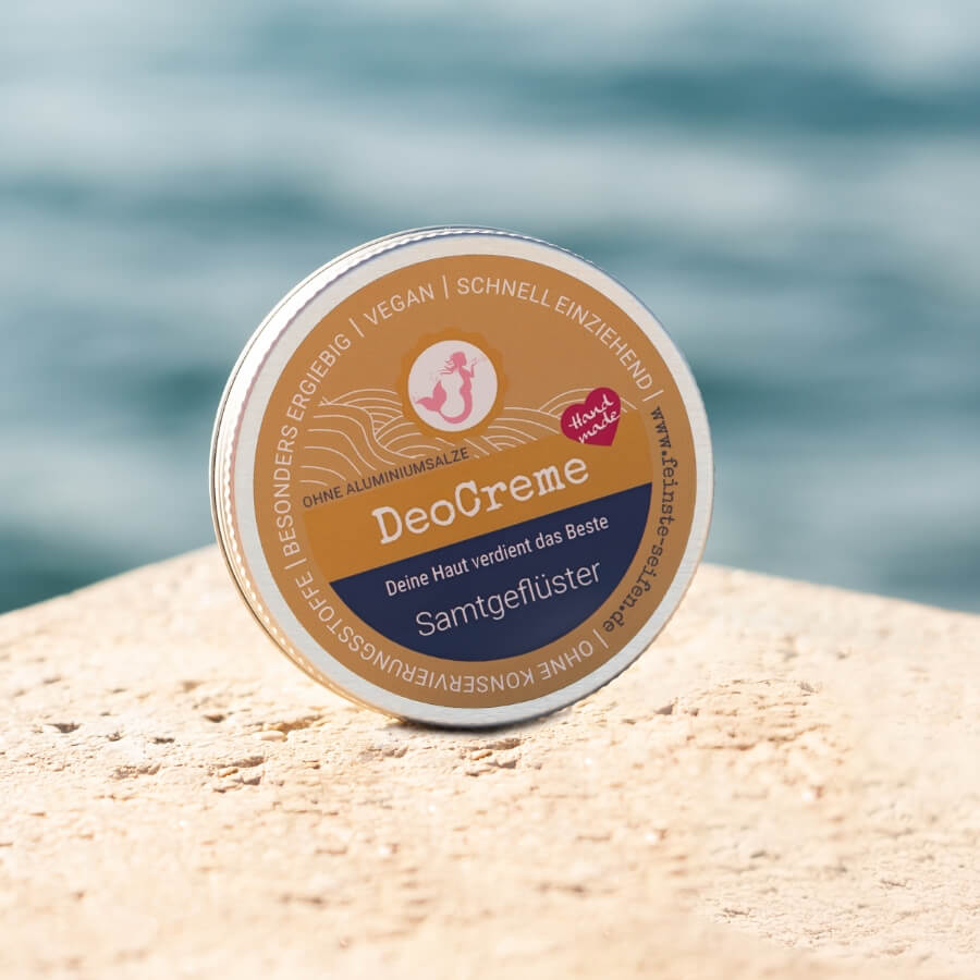 DeoCreme SamtGeflüster in Aluminiumdose mit warmem, holzigem Duft