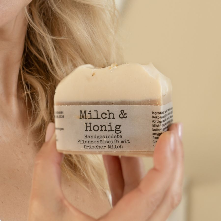 Handgemachte Milch & Honig Seife mit Bio-Kuhmilch und Honig