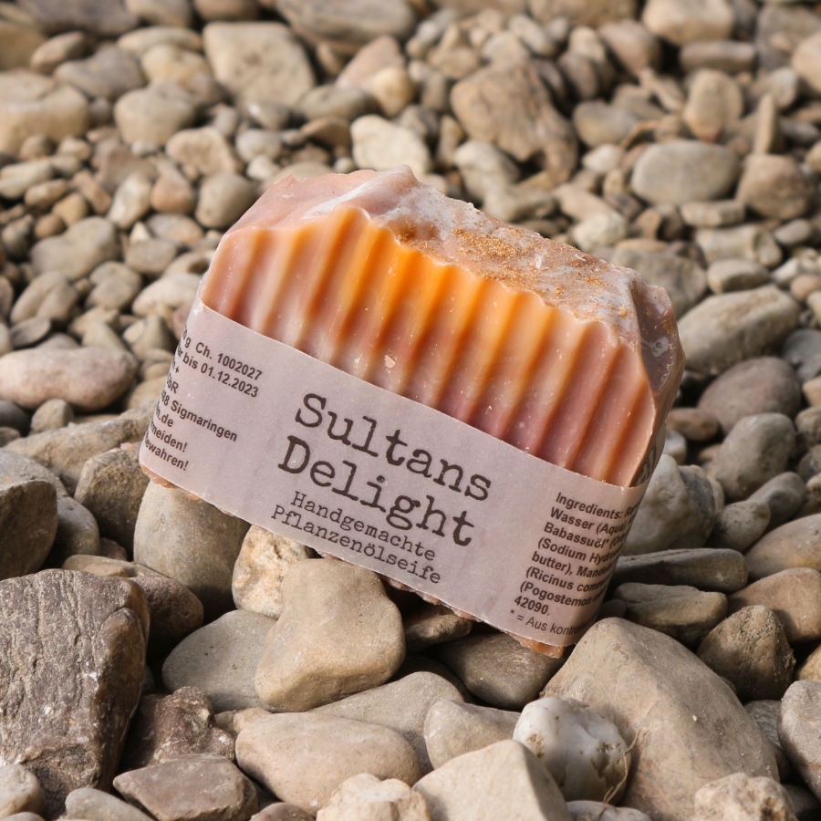 Handgemachte SultansDelight Naturseife mit Patchouli und Goldschimmer